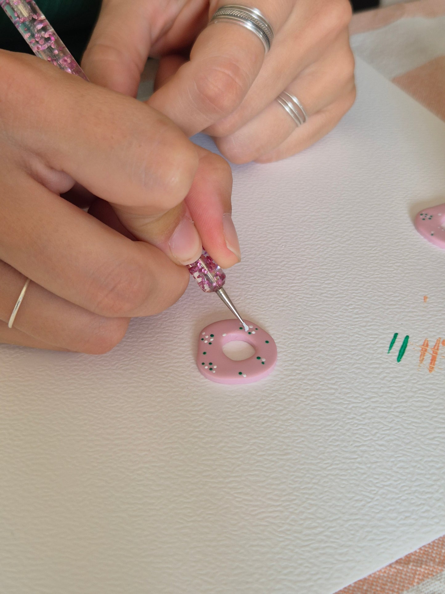 Atelier Création de boucles d'oreilles - Villa Camélias - Mittelwihr