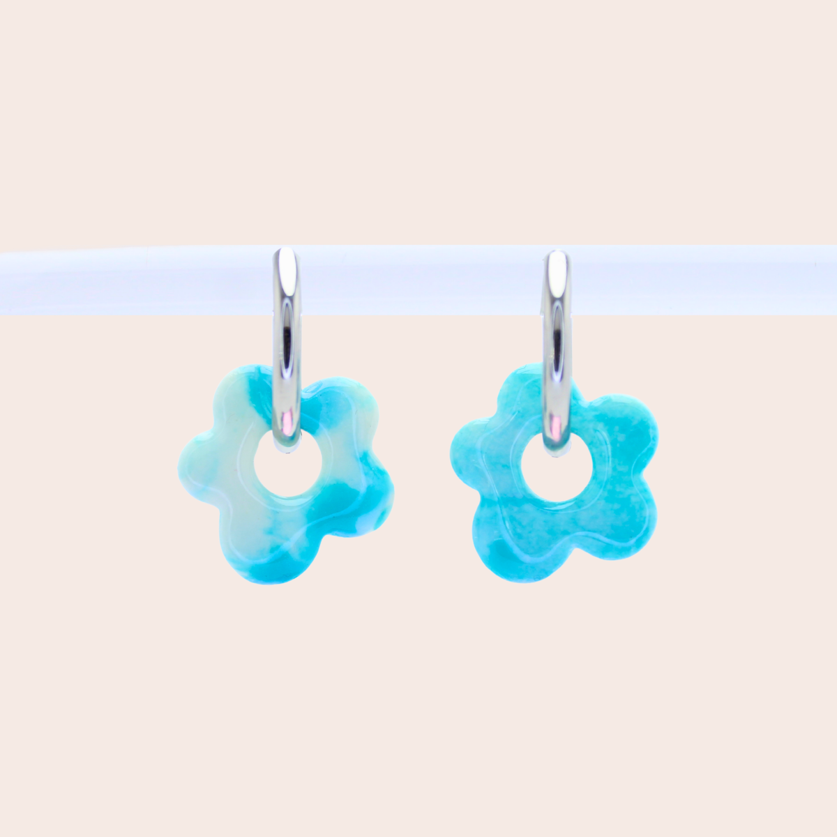 Boucles d'oreilles KOS